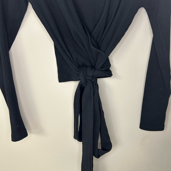 Zara Black Textured Wrap Long Sleeve Top - Picture 2 of 4